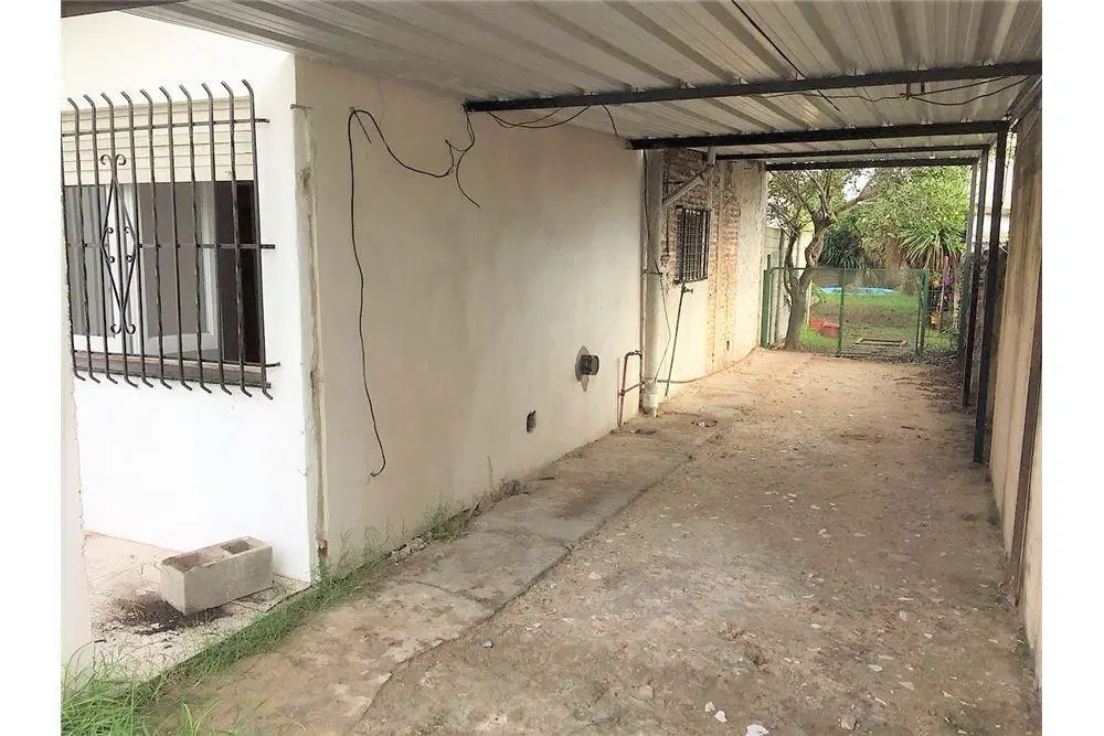 Casa doble 5 amb 2 flias Venta coch Jardín Quilmes 4