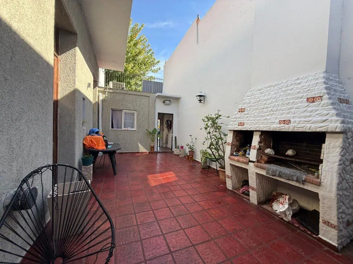 VENTA CASA 5 AMB PATIO + TERRAZA -PARQUE PATRICIOS 4