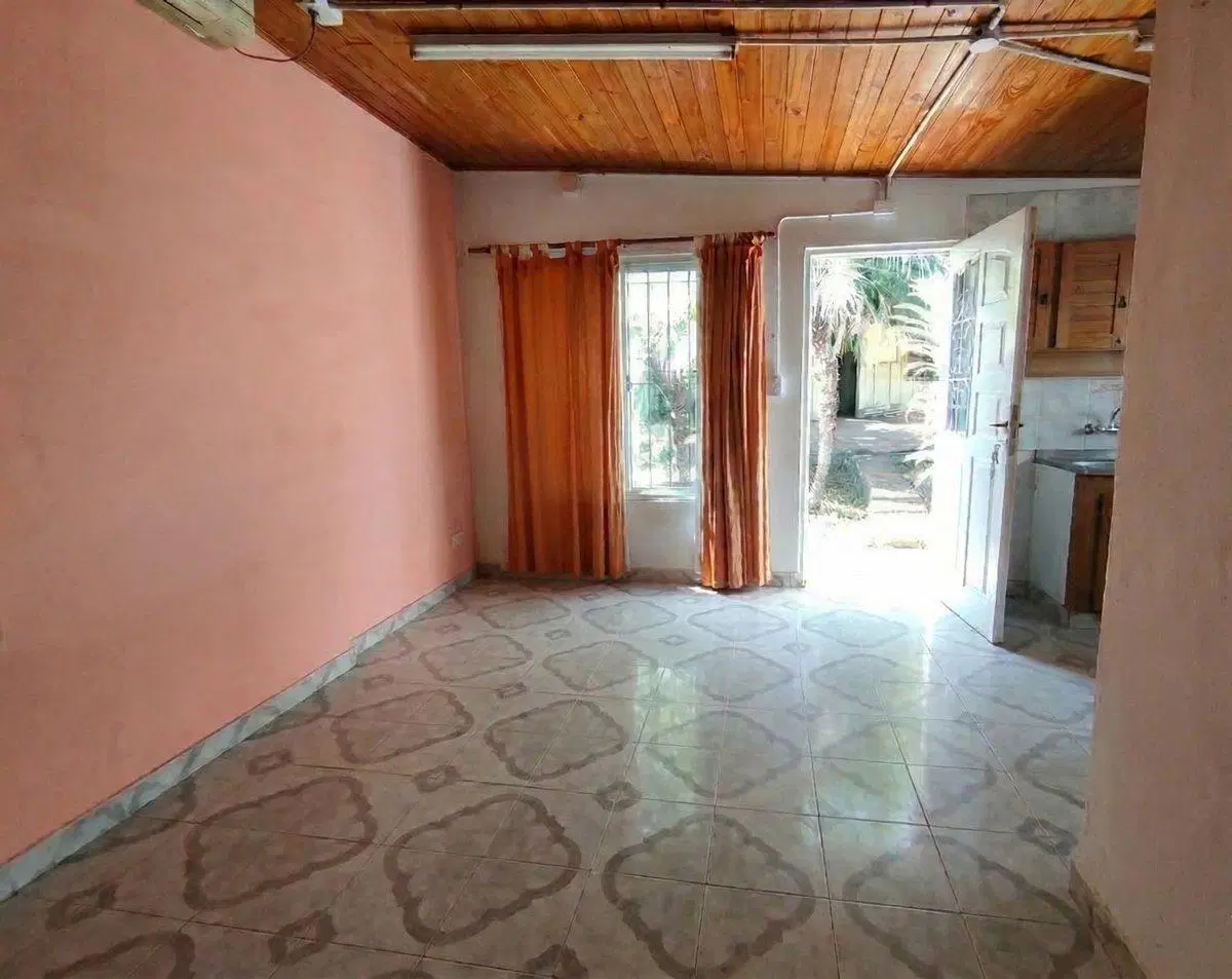 Venta Casa JL Suarez JARDIN-PATIO PARRILLA-COCHERA 5