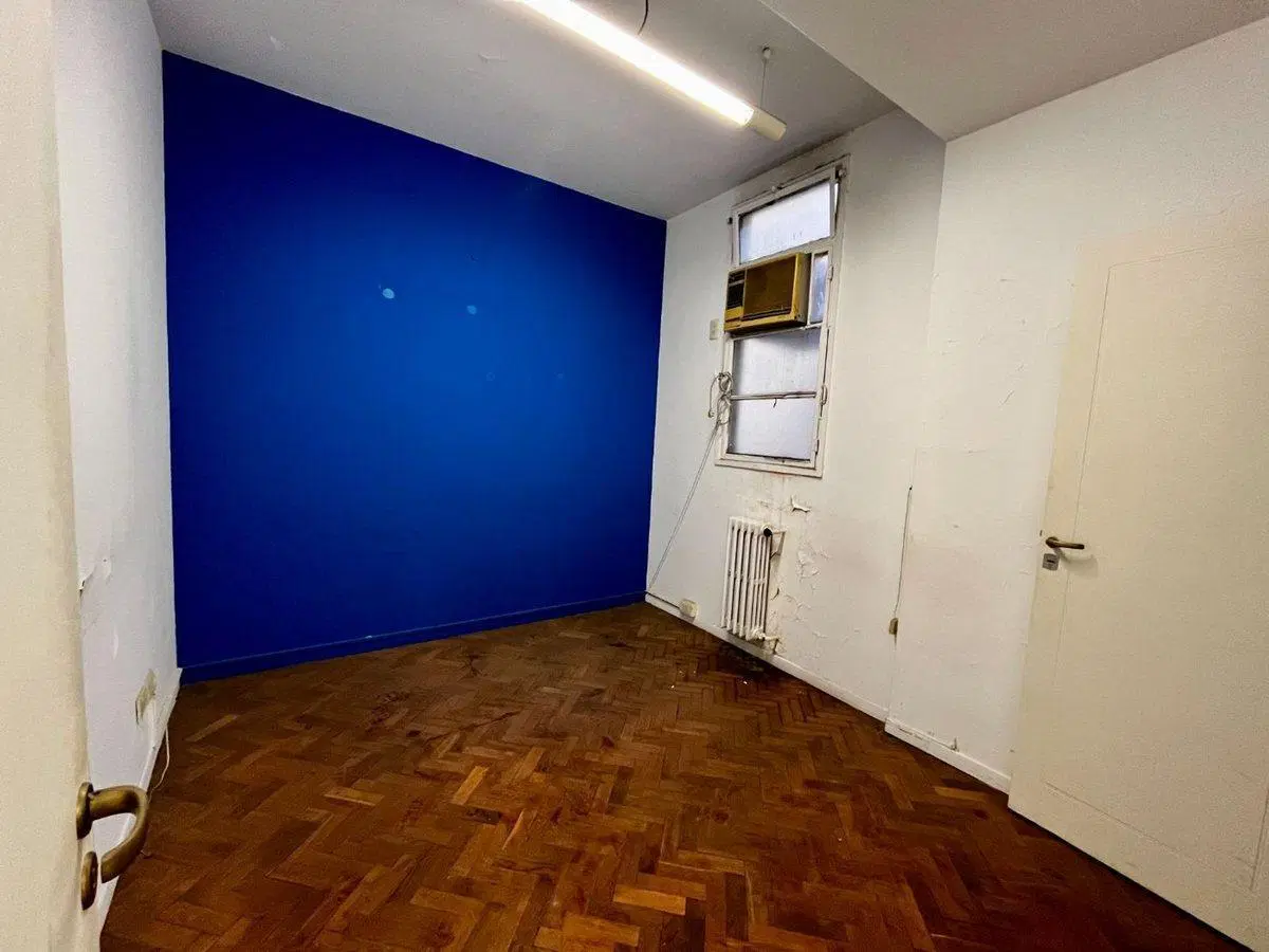 Venta oficina 3 amb con doble ingreso 5