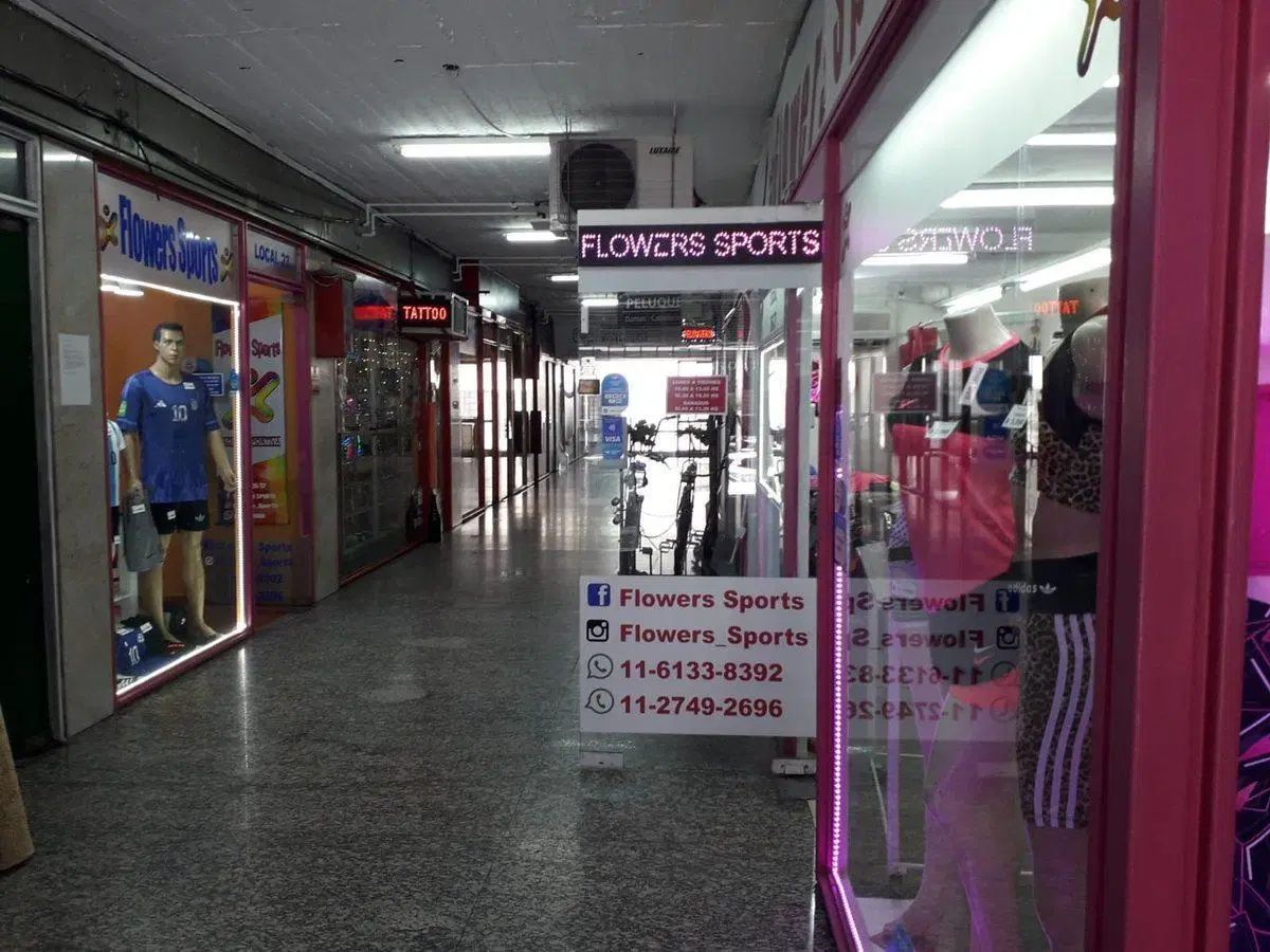 VENTA LOCAL EN GALERIA COMERCIAL VILLA URQUIZA 8