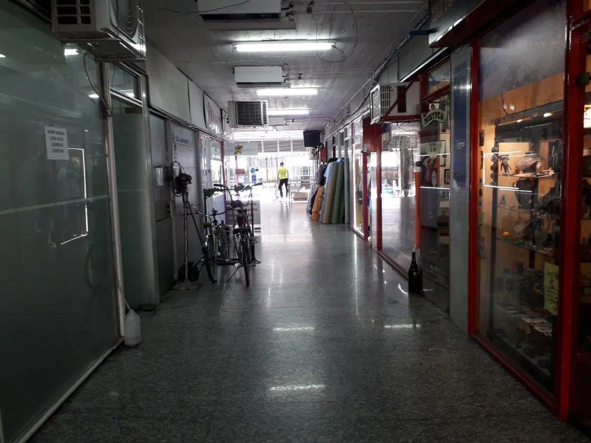 VENTA LOCAL EN GALERIA COMERCIAL VILLA URQUIZA 3