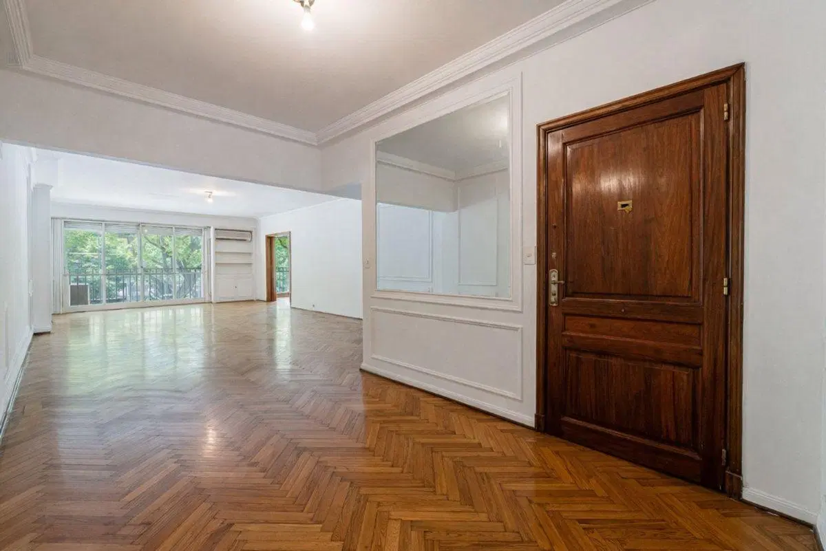 Venta piso 6 ambientes Palermo Chico 2 cocheras 8