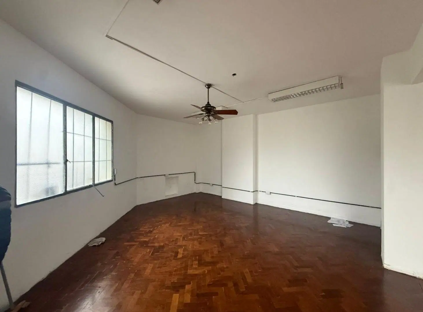 VENTA 2 OFICINAS CON SALIDA A TERRAZA - MONSERRAT 2
