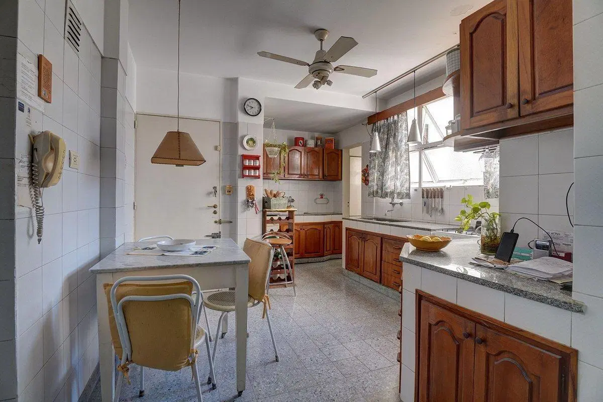DEPTO 4 AMB Y DEP. C/ BALCÓN - VENTA / CABALLITO 2