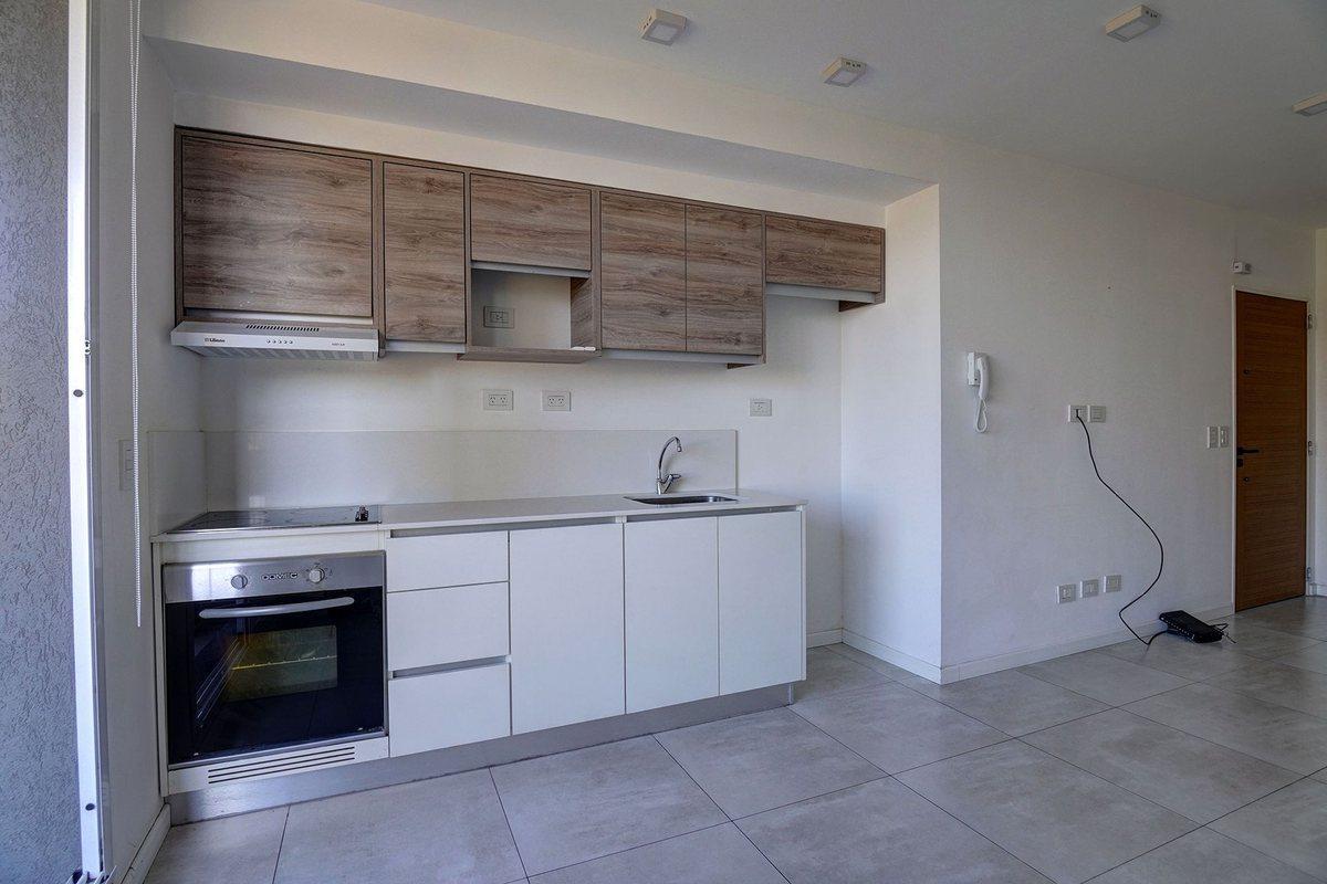 Foto de VENTA DEPARTAMENTO 2 AMBIENTES CON BALCON BOEDO, imagen 4