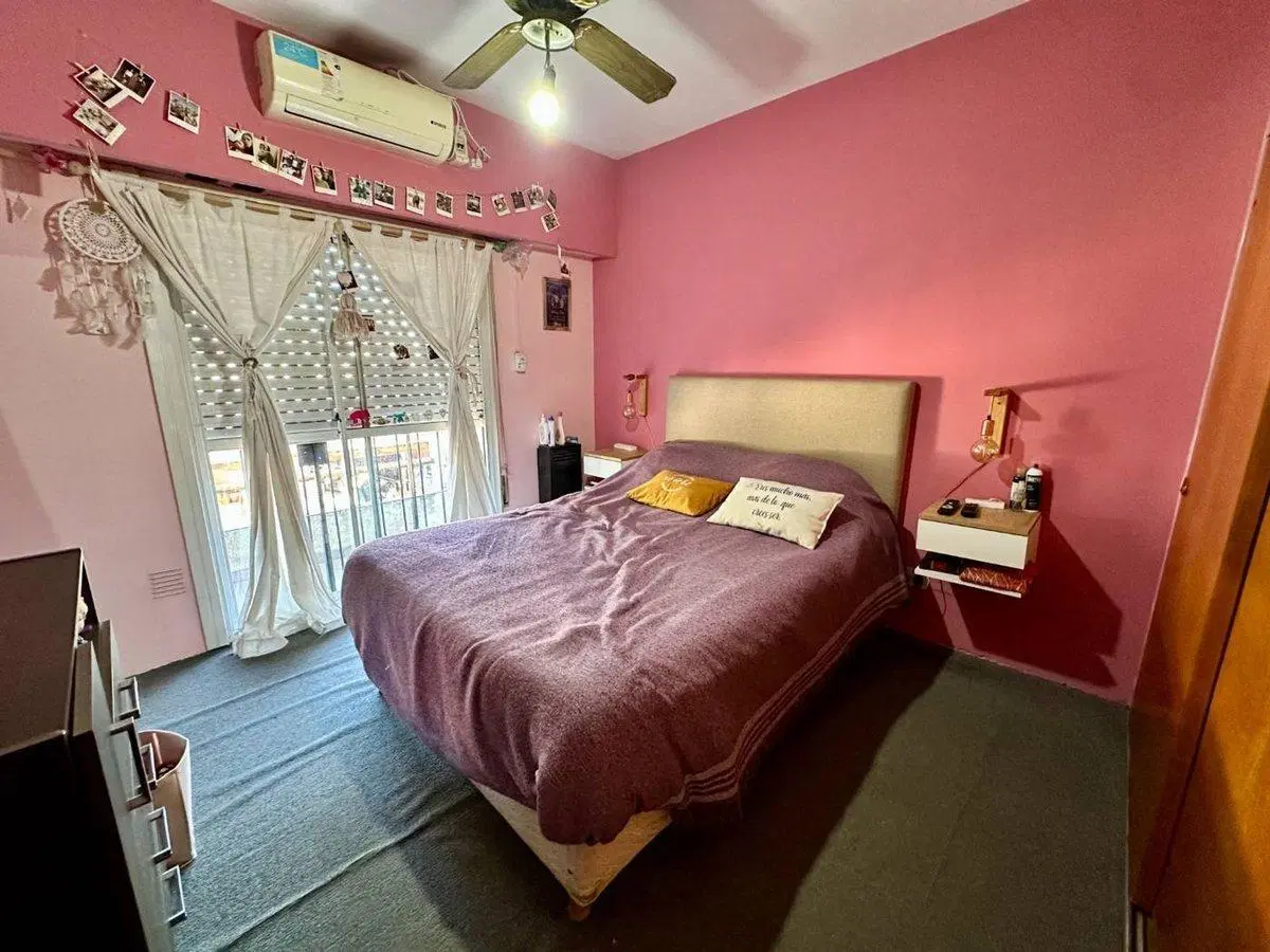 VENTA CASA TRIPLEX CASEROS NORTE APTO CREDITO 5
