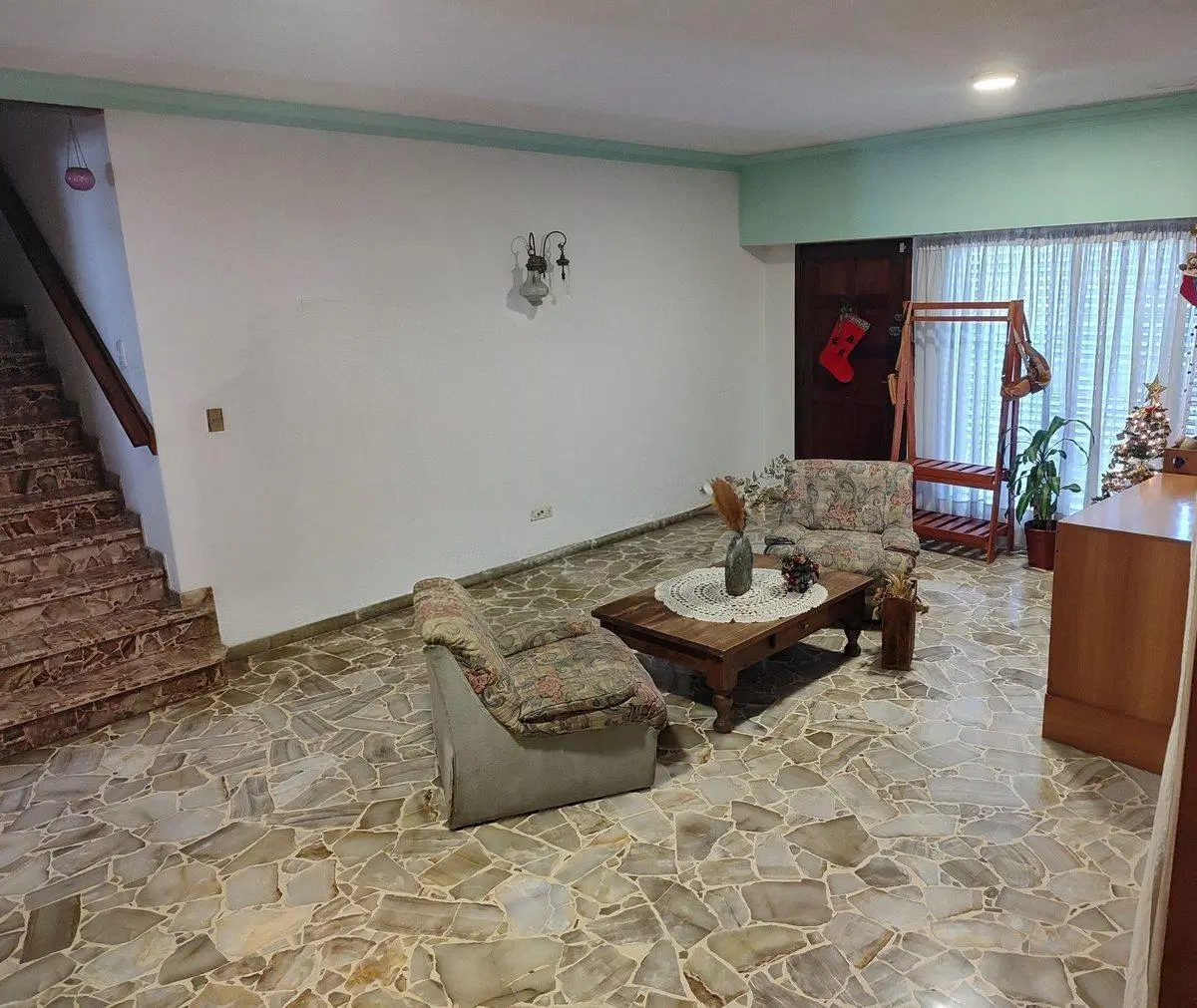 Hermoso Chalet - Acepta Permuta 4