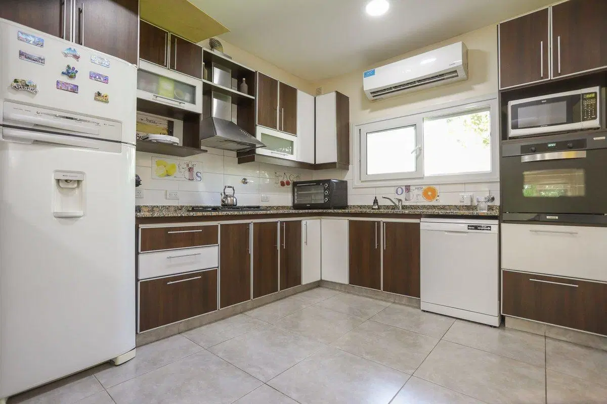 Casa de 5 ambientes ACEPTA PERMUTA 5