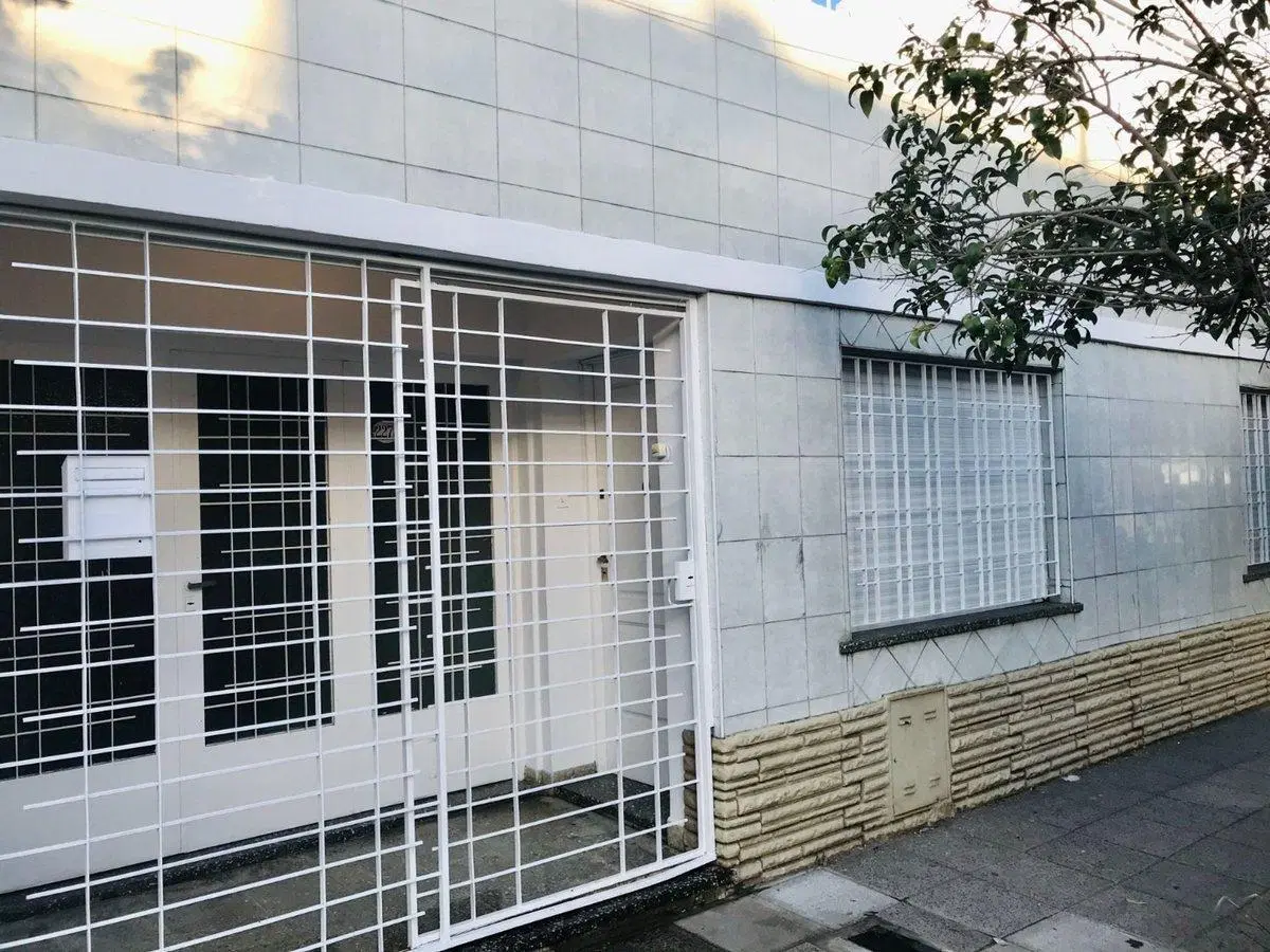 Casa en venta 4 Ambientes Ramos Mejia 8