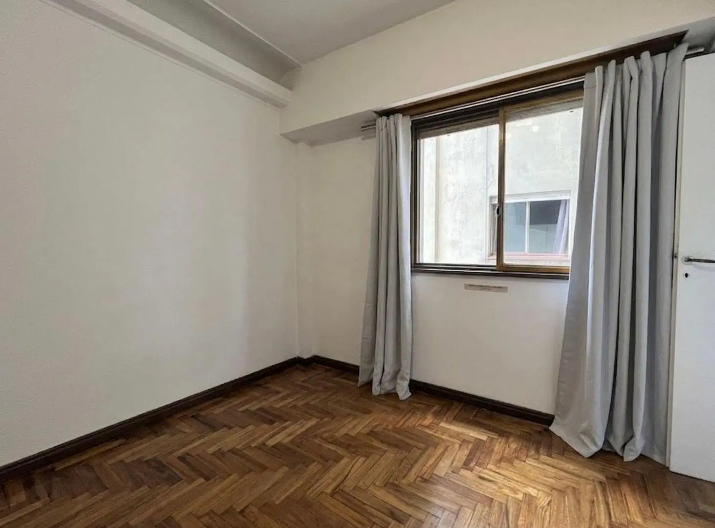 Venta departamento 4 ambientes Balcon 3