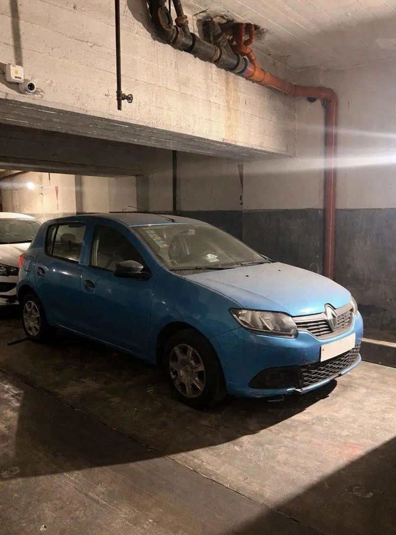 COCHERA CUBIERTA EN VENTA - CHACARITA 2
