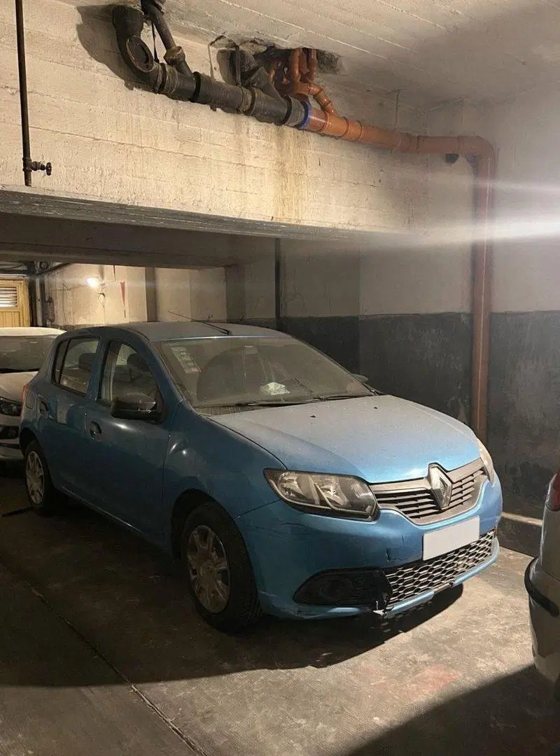 COCHERA CUBIERTA EN VENTA - CHACARITA 3