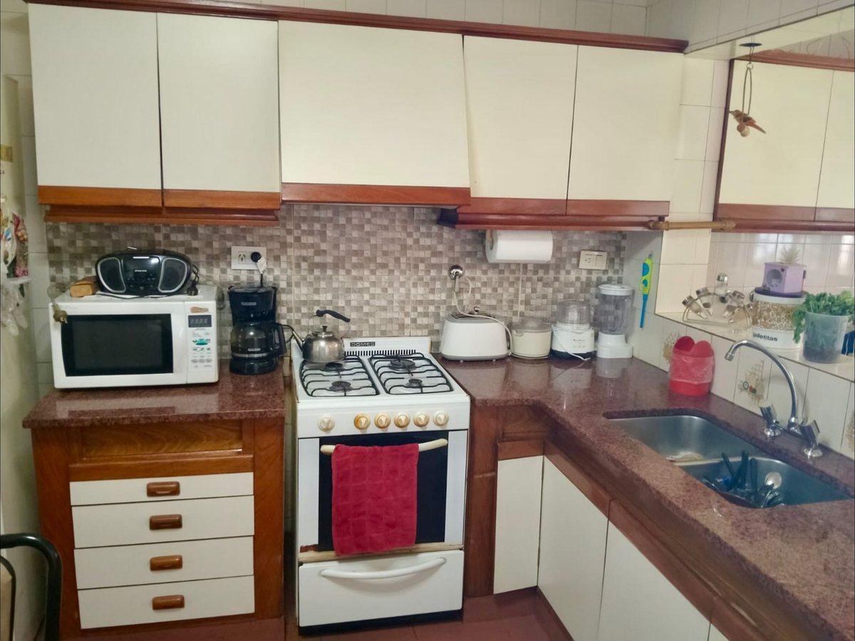 Foto de Venta Lomas del Mirador, Casa con parque y coheras, imagen 4