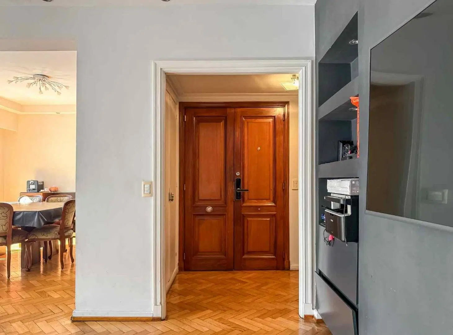Departamento 5 ambientes venta norte frente 3