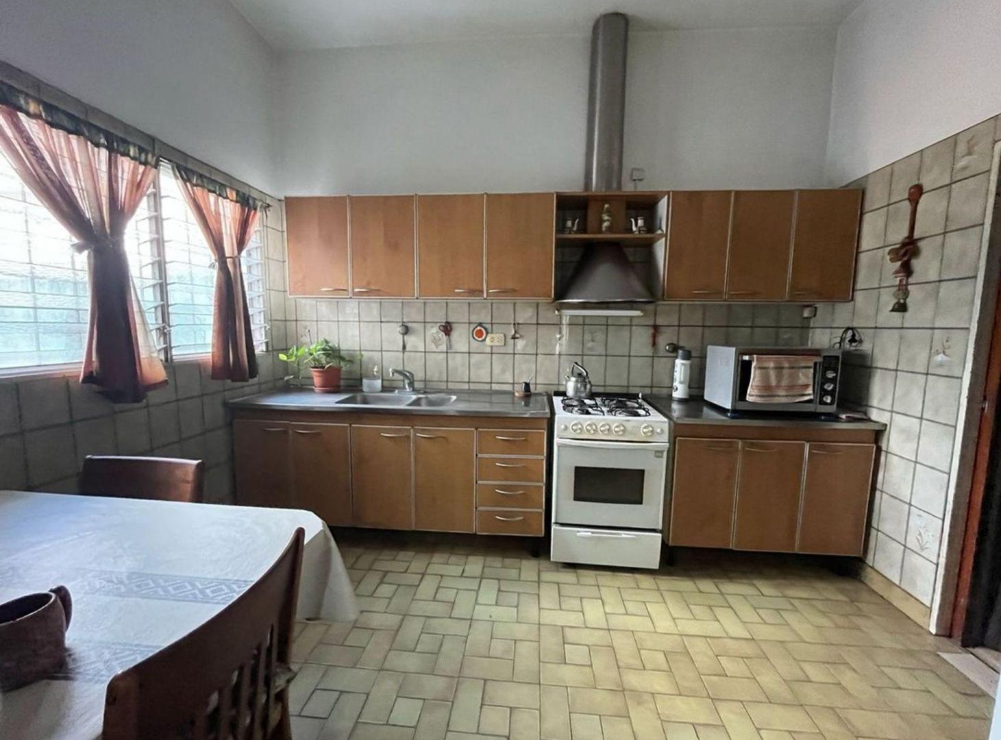 Foto de CASA 4 AMB + 2 LOCALES+ 2 COCHERAS, imagen 1
