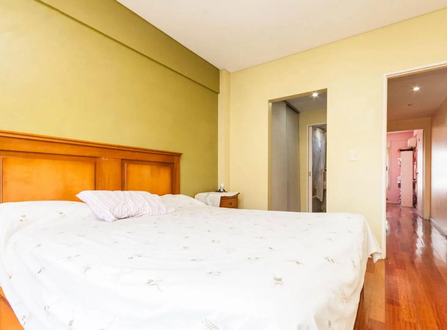 Piso de 4 amb en Venta con cochera y amenities 3