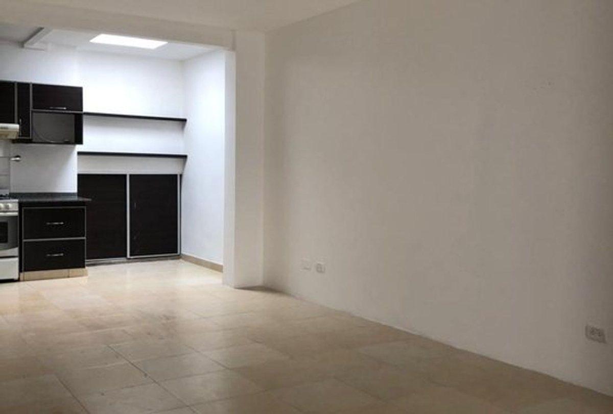 Foto de Venta departamento 2 amb con patio en Ramos Mejia, imagen 3