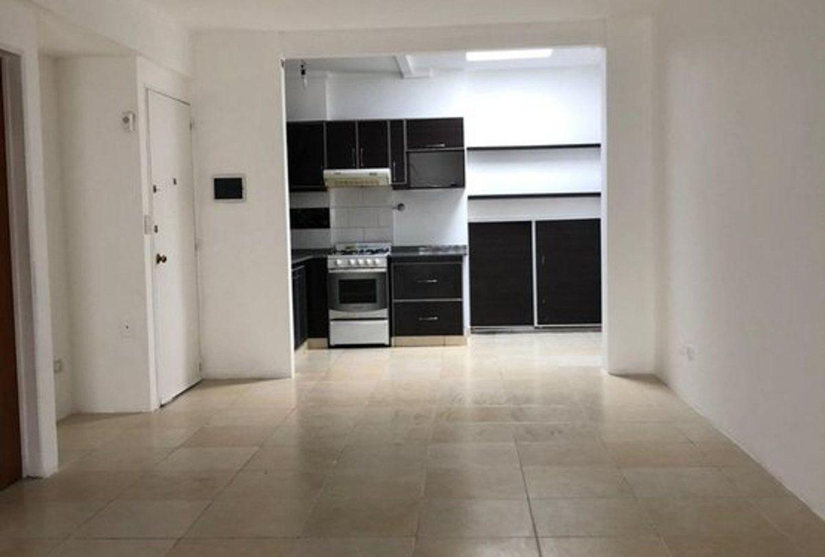 Foto de Venta departamento 2 amb con patio en Ramos Mejia, imagen 5