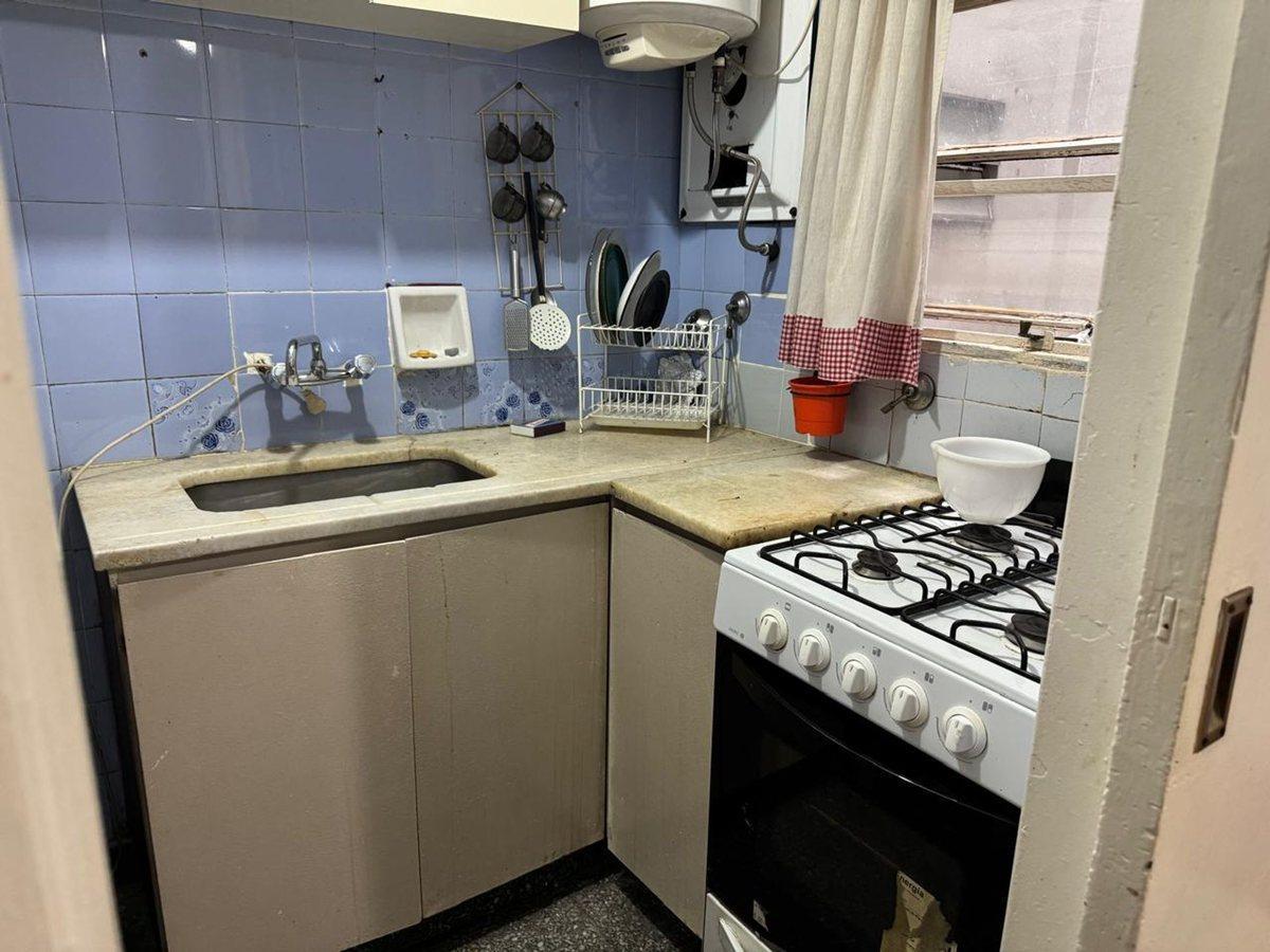 Foto de VENTA DEPARTAMENTO 2 AMBIENTES CABALLITO AMOBLADO, imagen 5