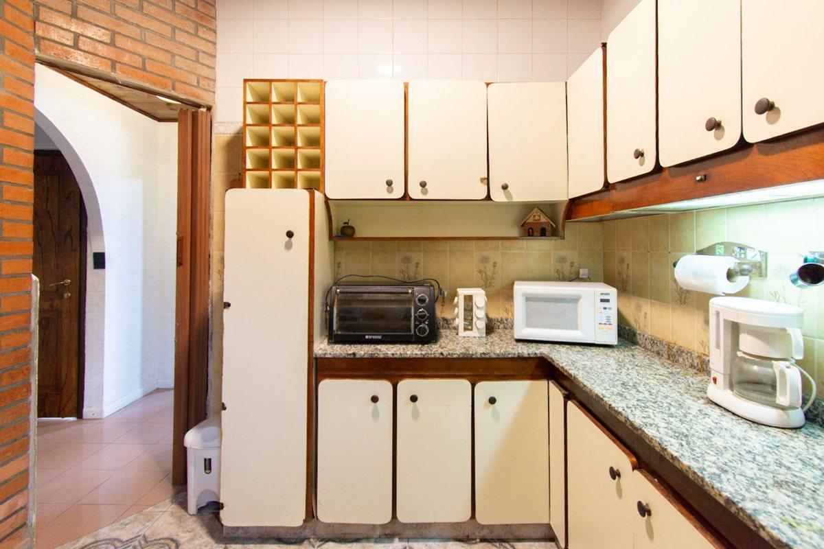 Foto de VENTA/PERMUTA PH DE 4 AMB./GARAGE EN V. URQUIZA, imagen 3