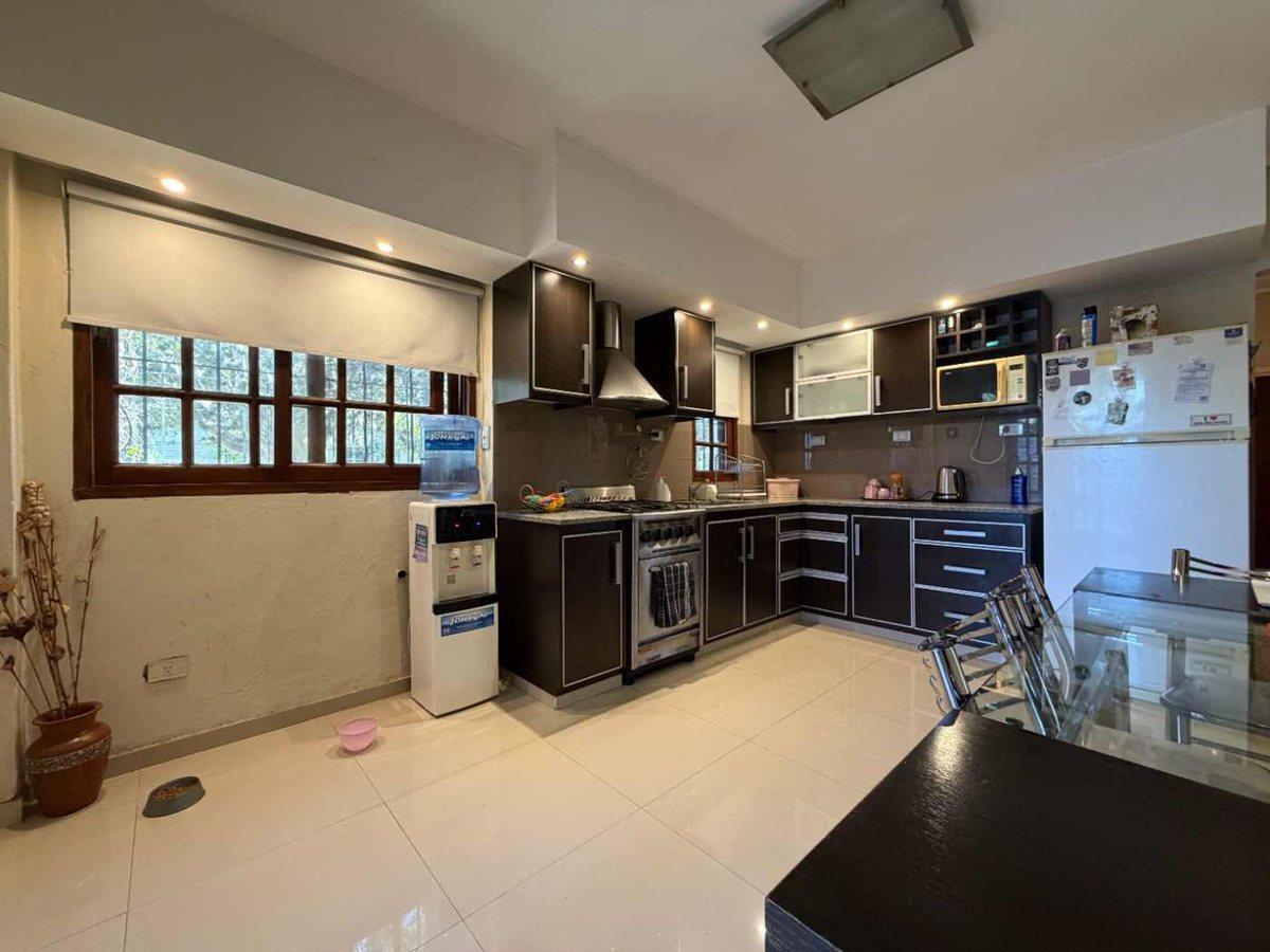 Foto de CASA EN VENTA ADROGUÉ QUINCHO Y COCHERA, imagen 2