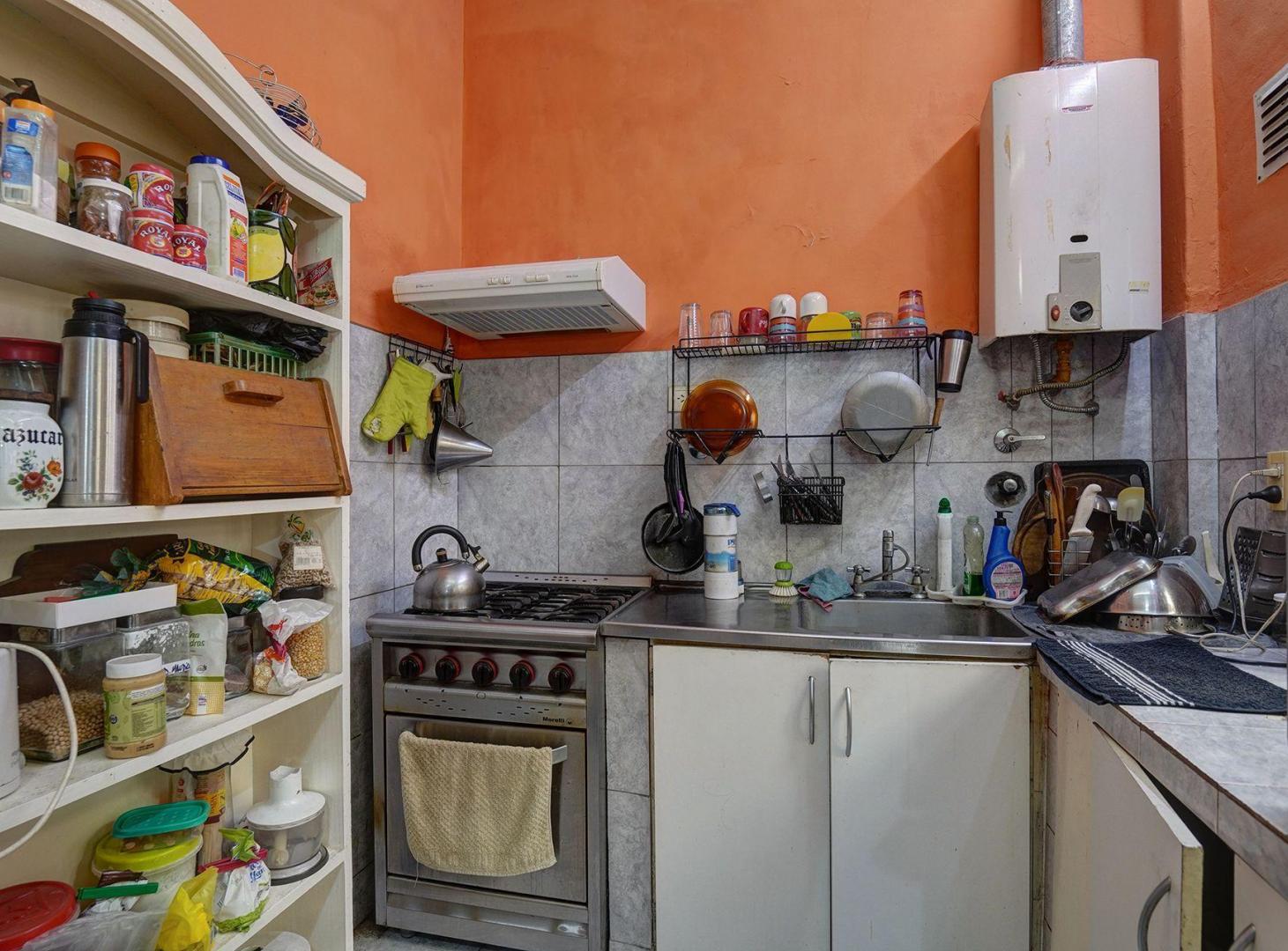 Foto de VENTA PH 4 AMB + PATIO + PARRILLA SAN CRISTOBAL, imagen 3