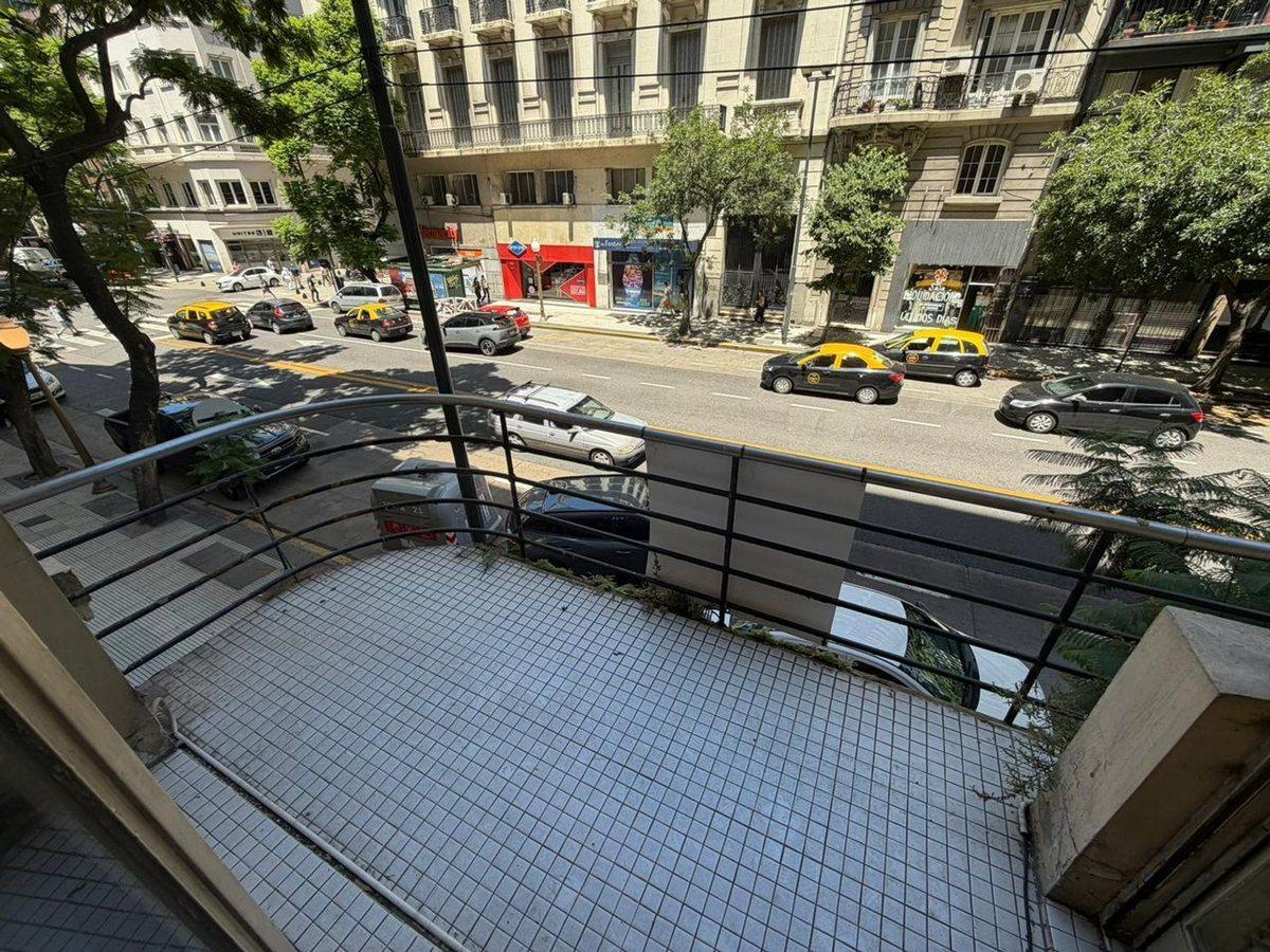 Foto de VENTA APMLIO 2 AMB EN RETIRO UBICACION ESTRATEGICA, imagen 5
