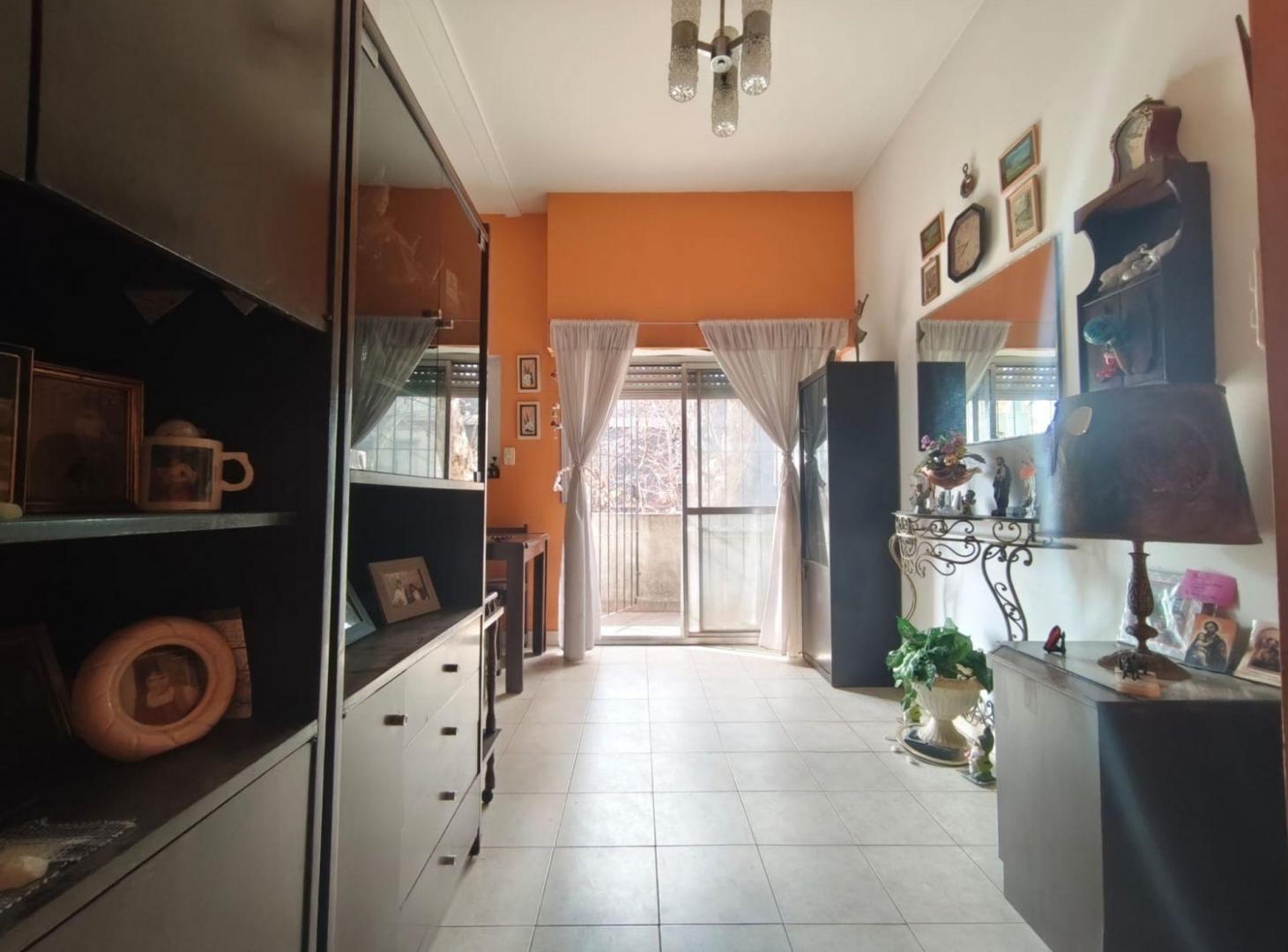 Foto de VENTA PH 3 AMBIENTES C/TERRAZA Y QUINCHO V.DEVOTO, imagen 4