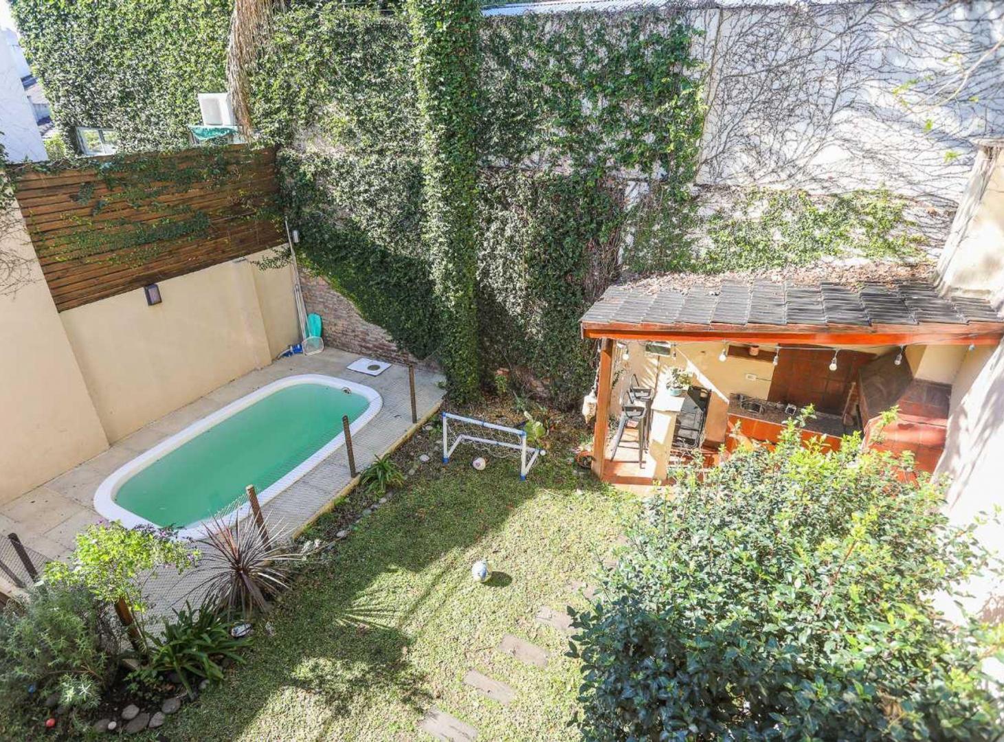 Foto de Casa 3 Amb con fondo y pileta Ramos Mejia, imagen 4