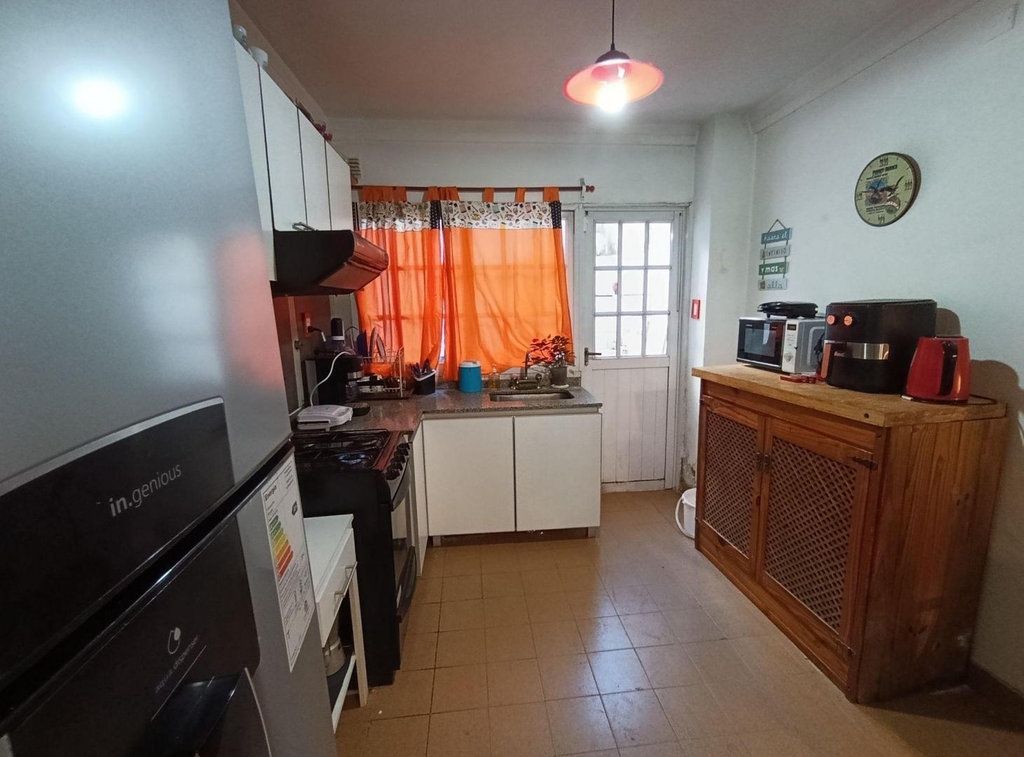 Foto de Venta PH de 3 amb. con fondo planta baja Lugano., imagen 2