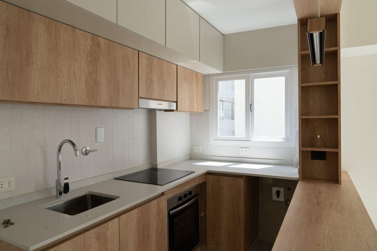Foto de VENTA DEPTO. 2 AMB A NUEVO EN SAN TELMO PISO ALTO, imagen 1