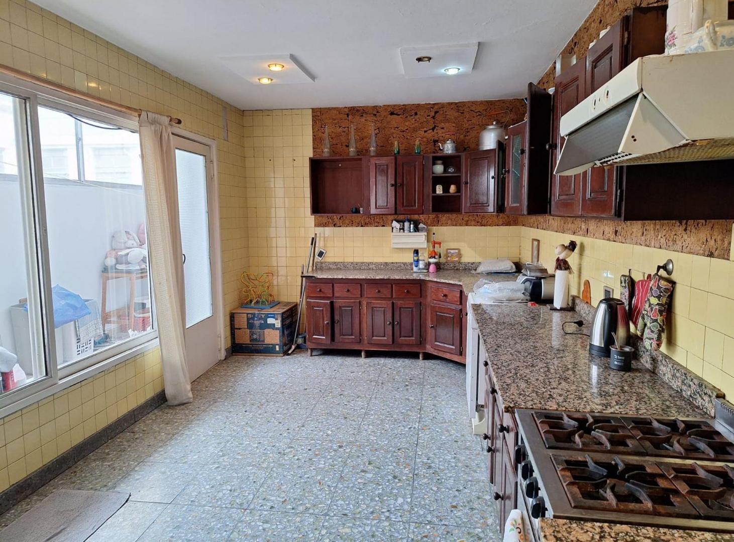 Foto de Venta PH 5 ambientes Almagro, imagen 3