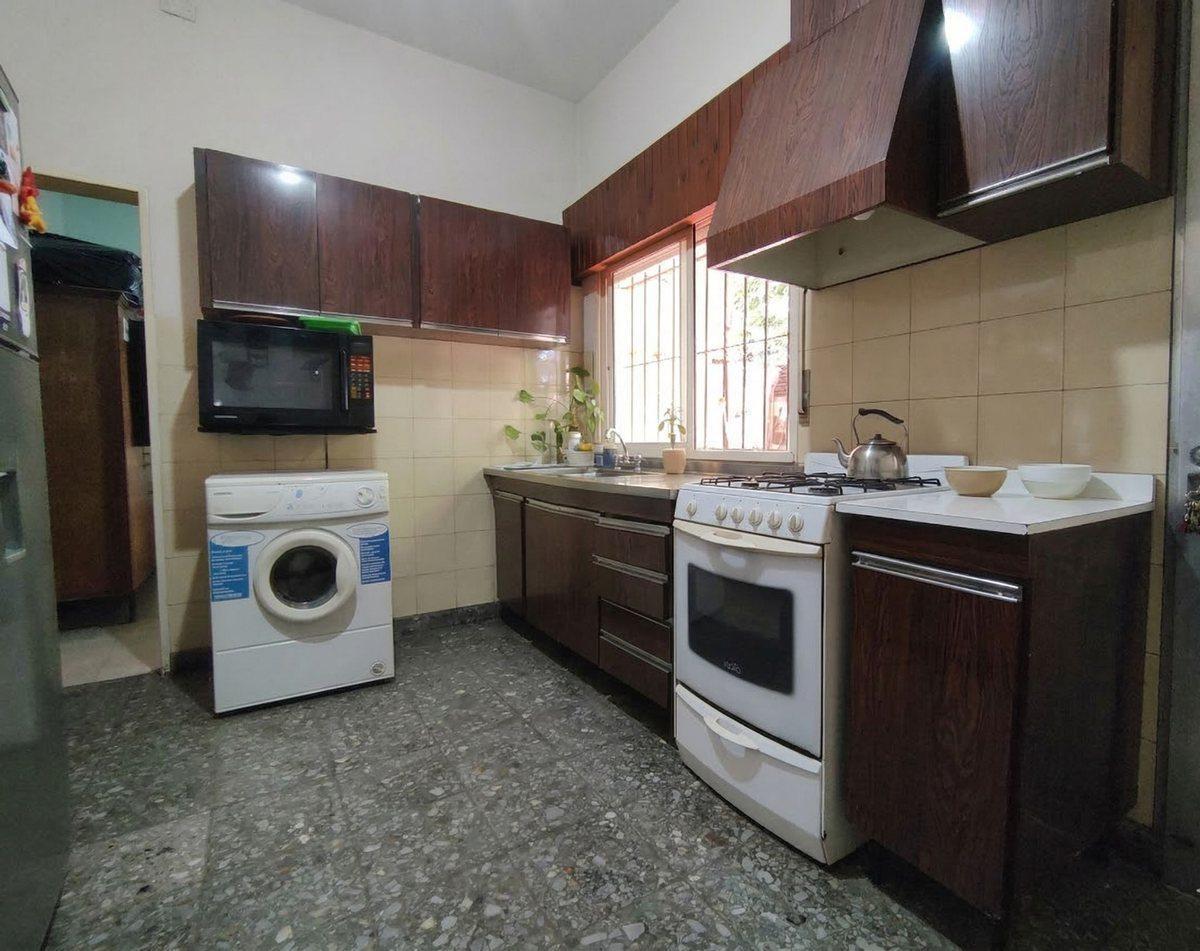 Foto de Venta Casa JL Suarez JARDIN-PATIO PARRILLA-COCHERA, imagen 4