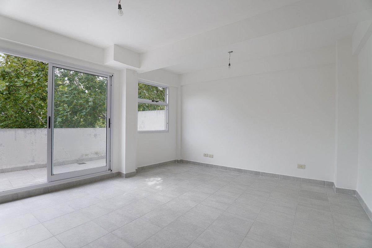 Foto de MONOAMBIENTE CON BALCON EN PARQUE CHÁS, imagen 1