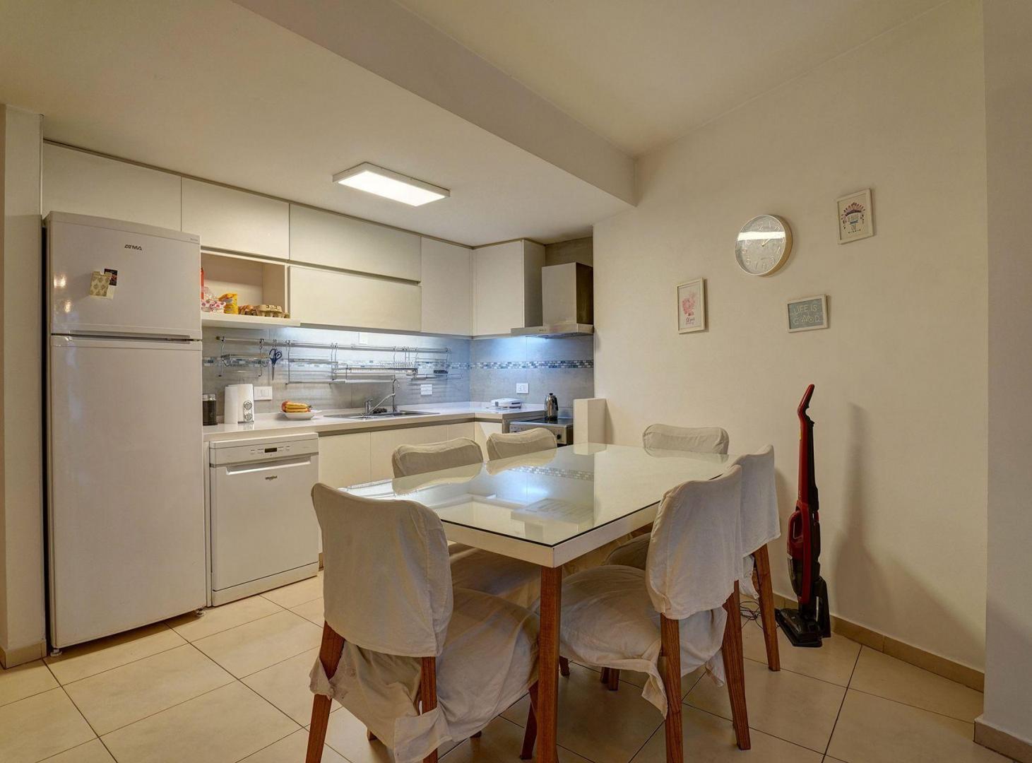 Foto de VENTA DEPARTAMENTO 3 AMB ORTUZAR PATIO SUM 2 BAÑOS, imagen 3