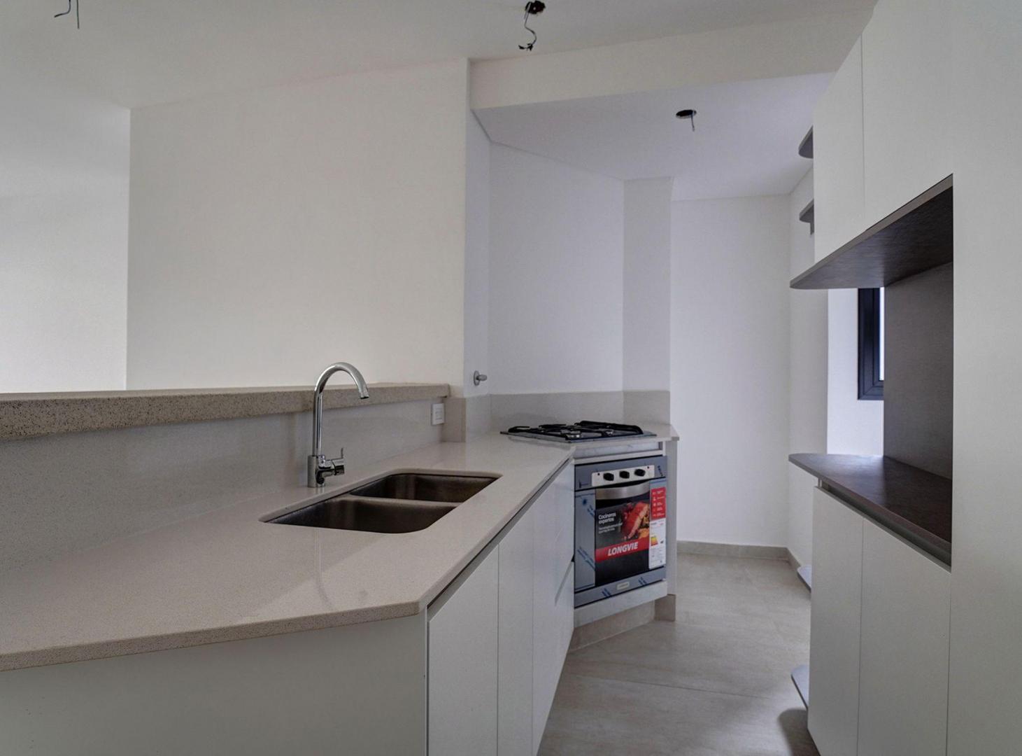 Foto de DEPTO 3 AMB C/BALCÓN Y PARRILLA- VENTA/ V. URQUIZA, imagen 3