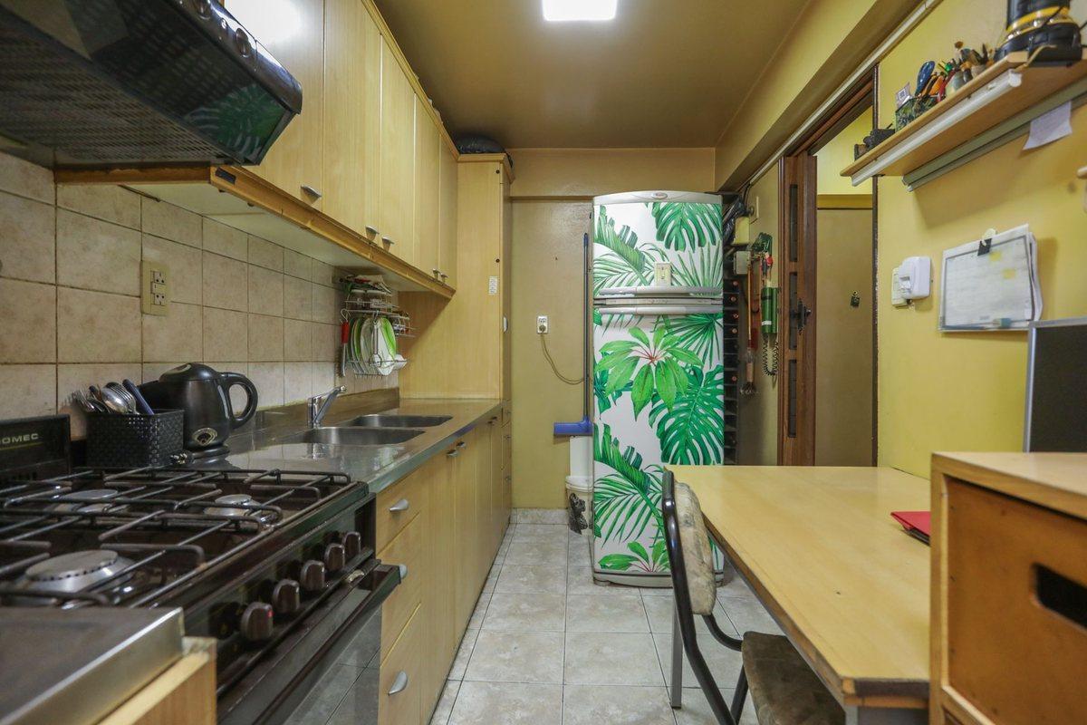 Foto de VENTA DEPTO 3 AMBIENTES CON COCHERA MONTE CASTRO, imagen 5
