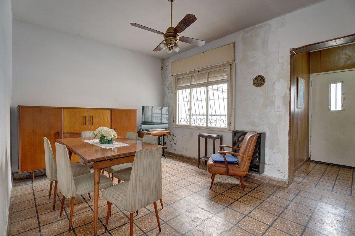 Foto de Venta Casa 3 amb, coch, galpon, Lugano APTO CRED!, imagen 3