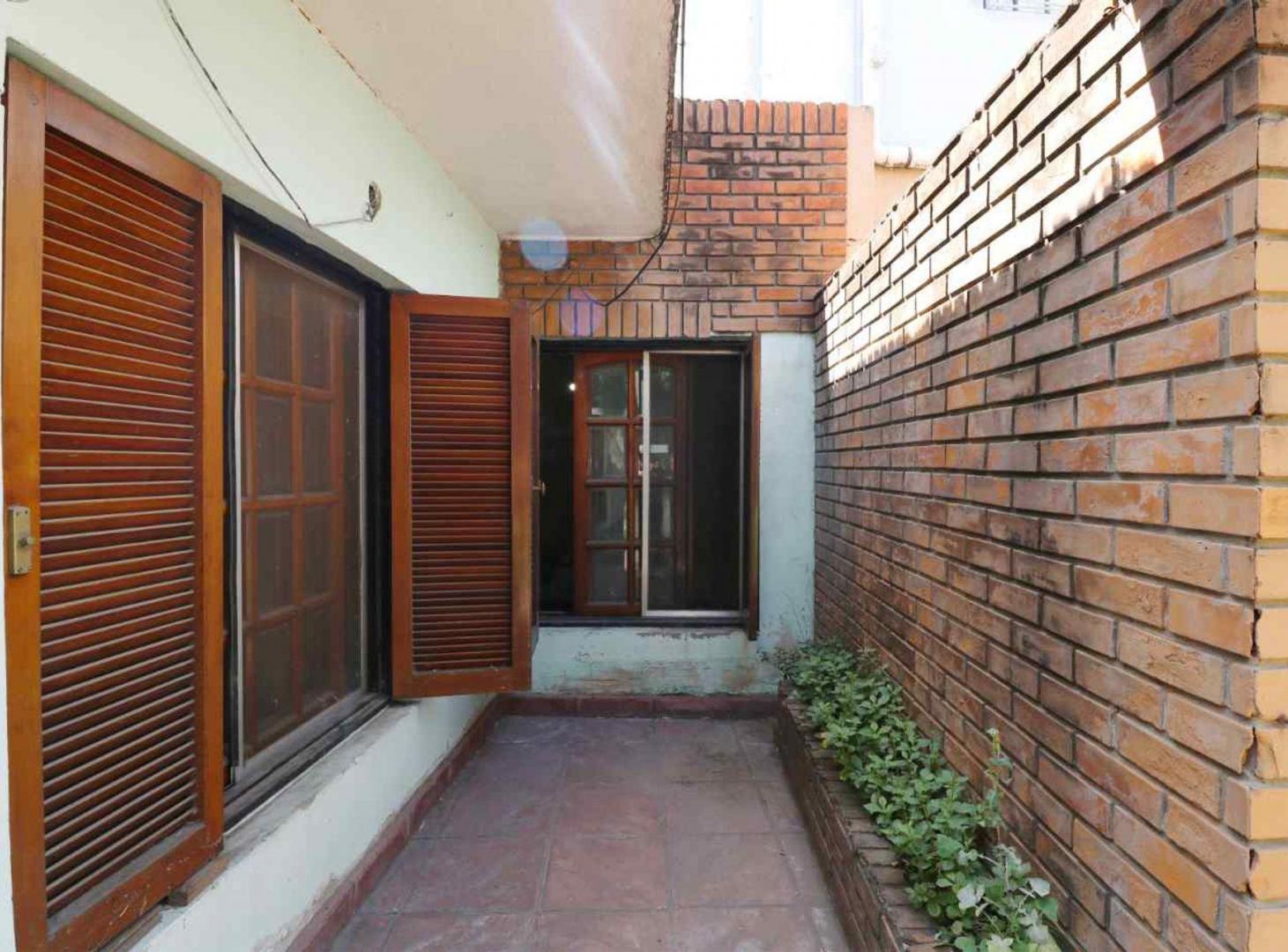 Foto de CASA 4 AMB VENTA PATIO TERRAZA COCHERA SAN JUSTO, imagen 4