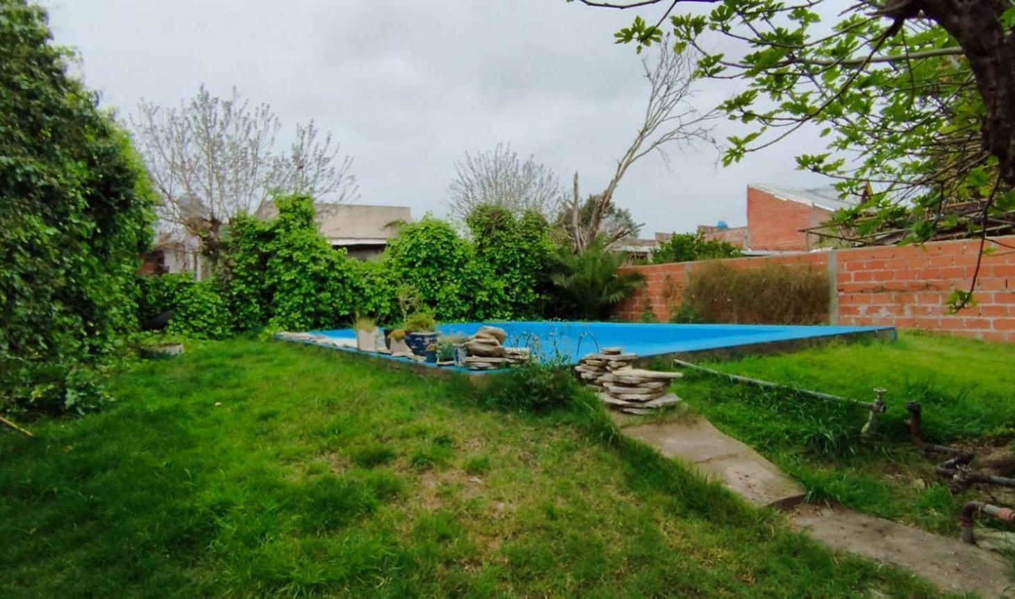 Foto de VENTA CASA A REFACCIONAR CON TERRENO VILLA DE MAYO, imagen 2