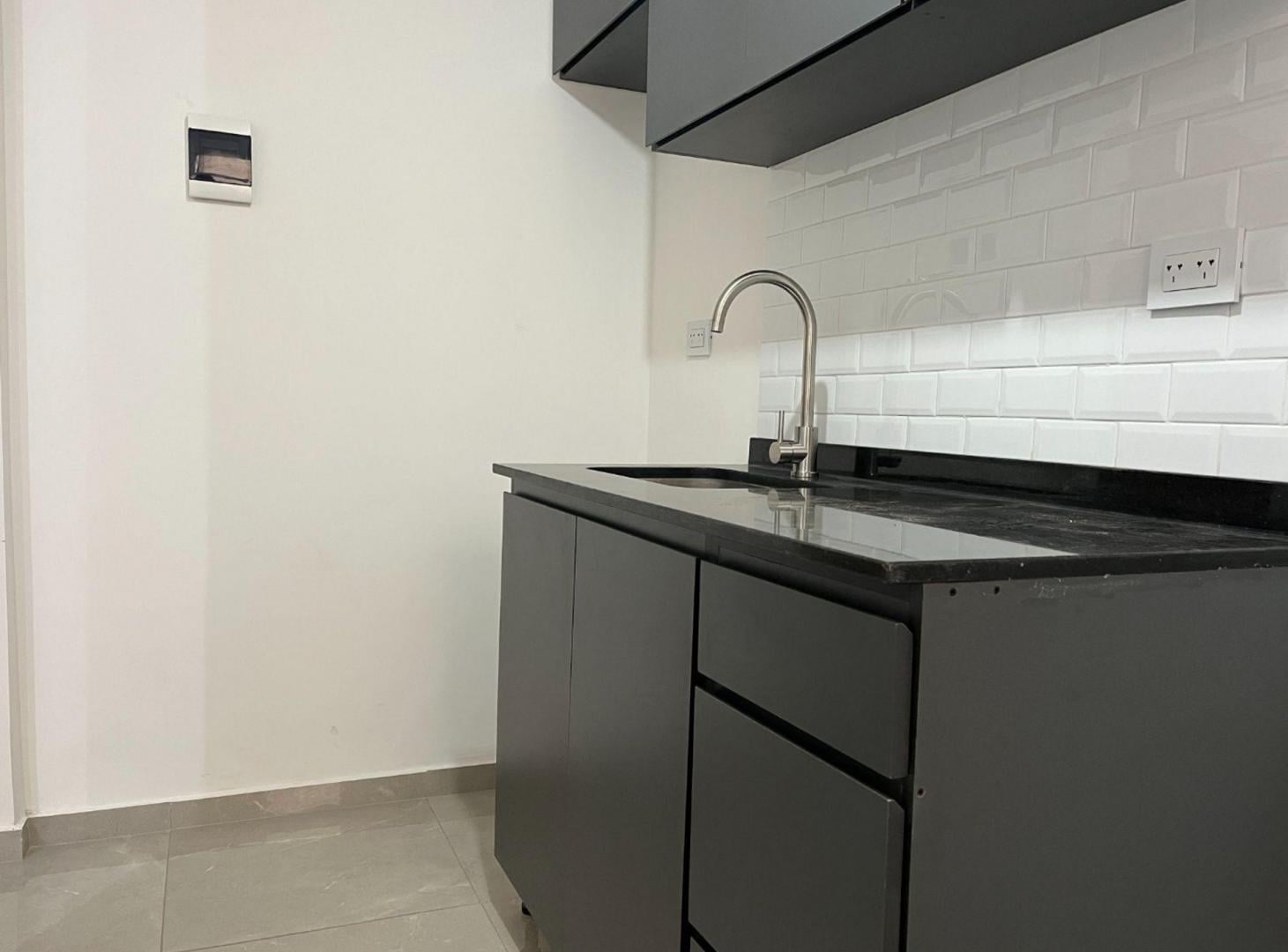 Foto de VENTA MONOAMBIENTE REFACCIONADO - VILLA DEL PARQUE, imagen 5
