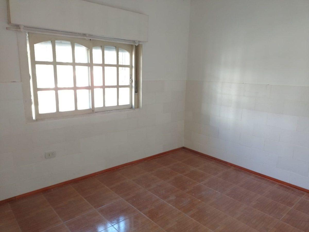 Foto de VENTA PH EN CIUDADELA PLANTA BAJA CON COCHERA!, imagen 4