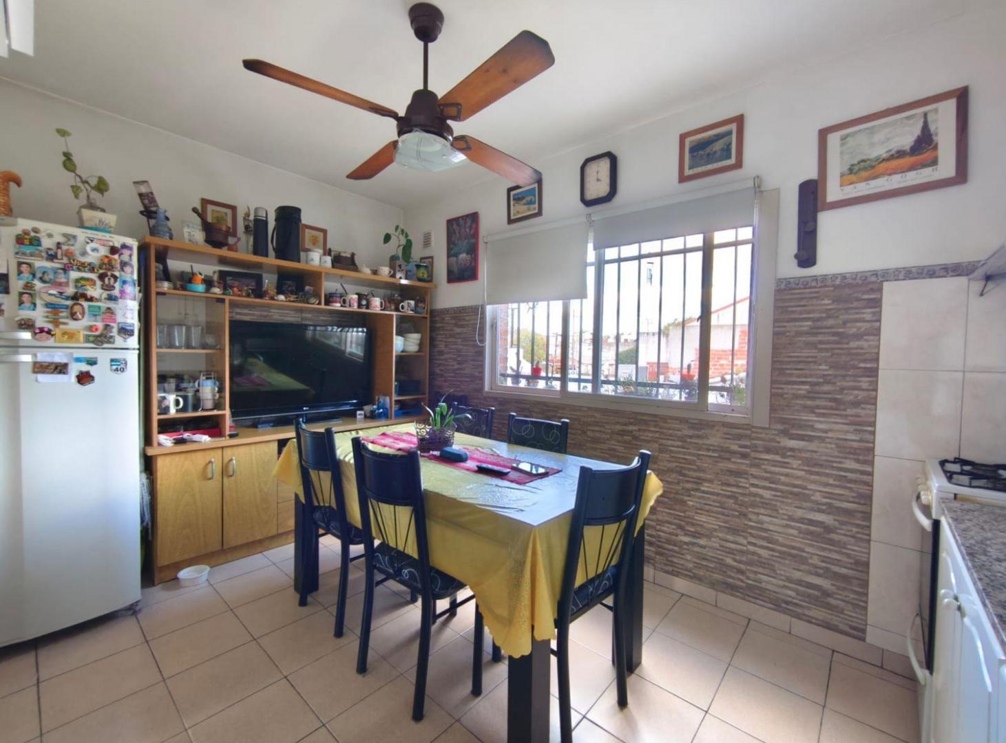 Foto de VENTA DUPLEX 3 AMB. CON GARAGE CUB. 2 AUTOS MUNRO, imagen 3