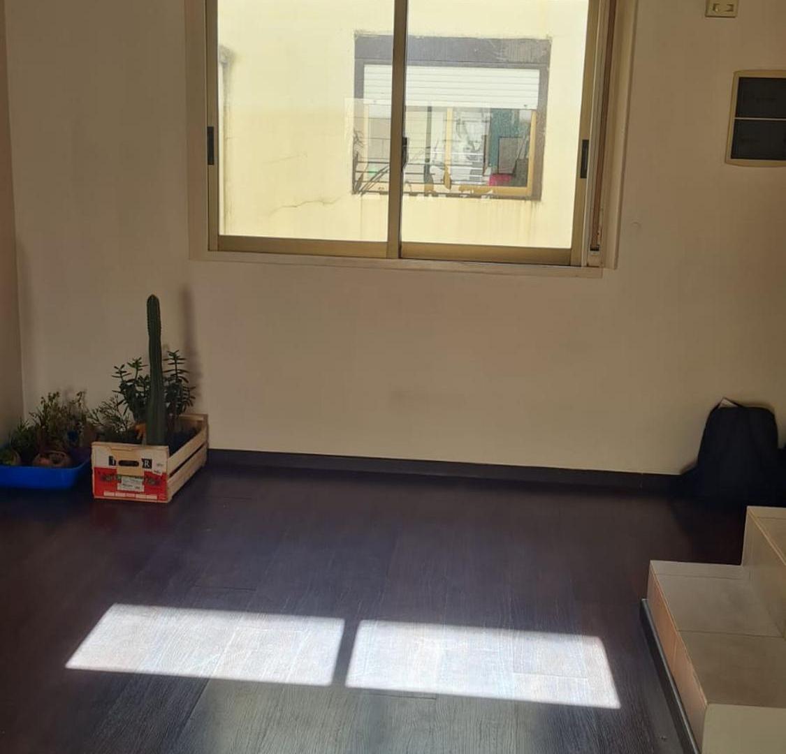 Foto de VENTA 3 AMBIENTES C/2 COCHERAS Y PILETA-BALVANERA, imagen 2