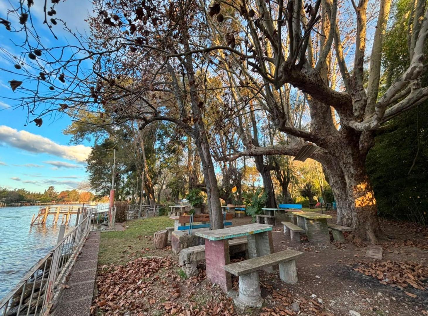 Foto de VENTA- LOTE AL RIO LUJAN CON ACCESO POR TIERRA, imagen 3