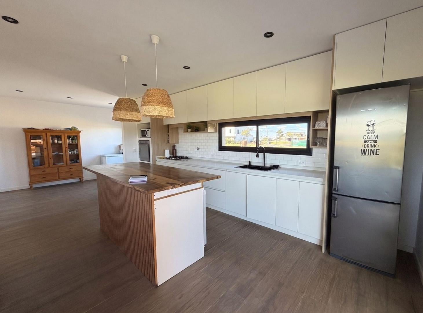 Foto de VENTA CASA 6 AMBIENTES RIBERAS PUERTOS DEL LAGO, imagen 2