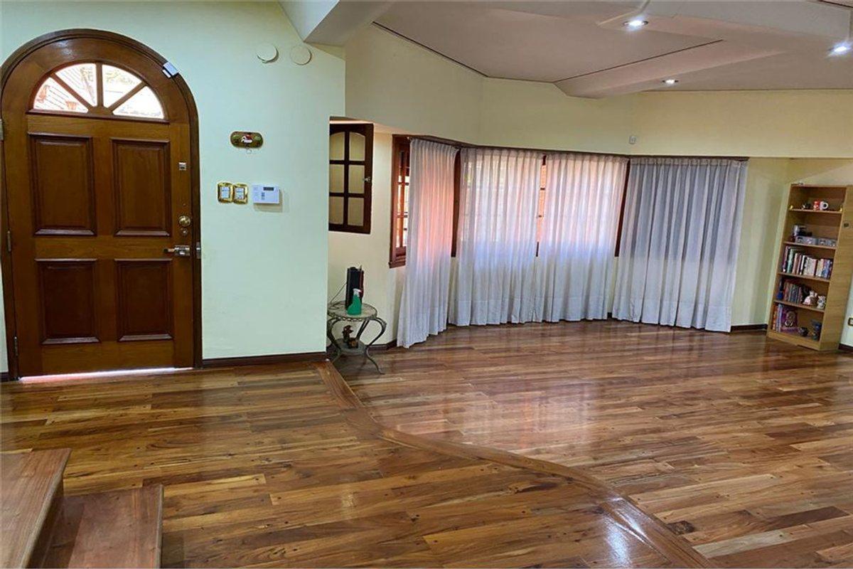 Foto de VENTA CASA 6 AMBIENTES BOEDO 4 COCHERAS AP CRED, imagen 5