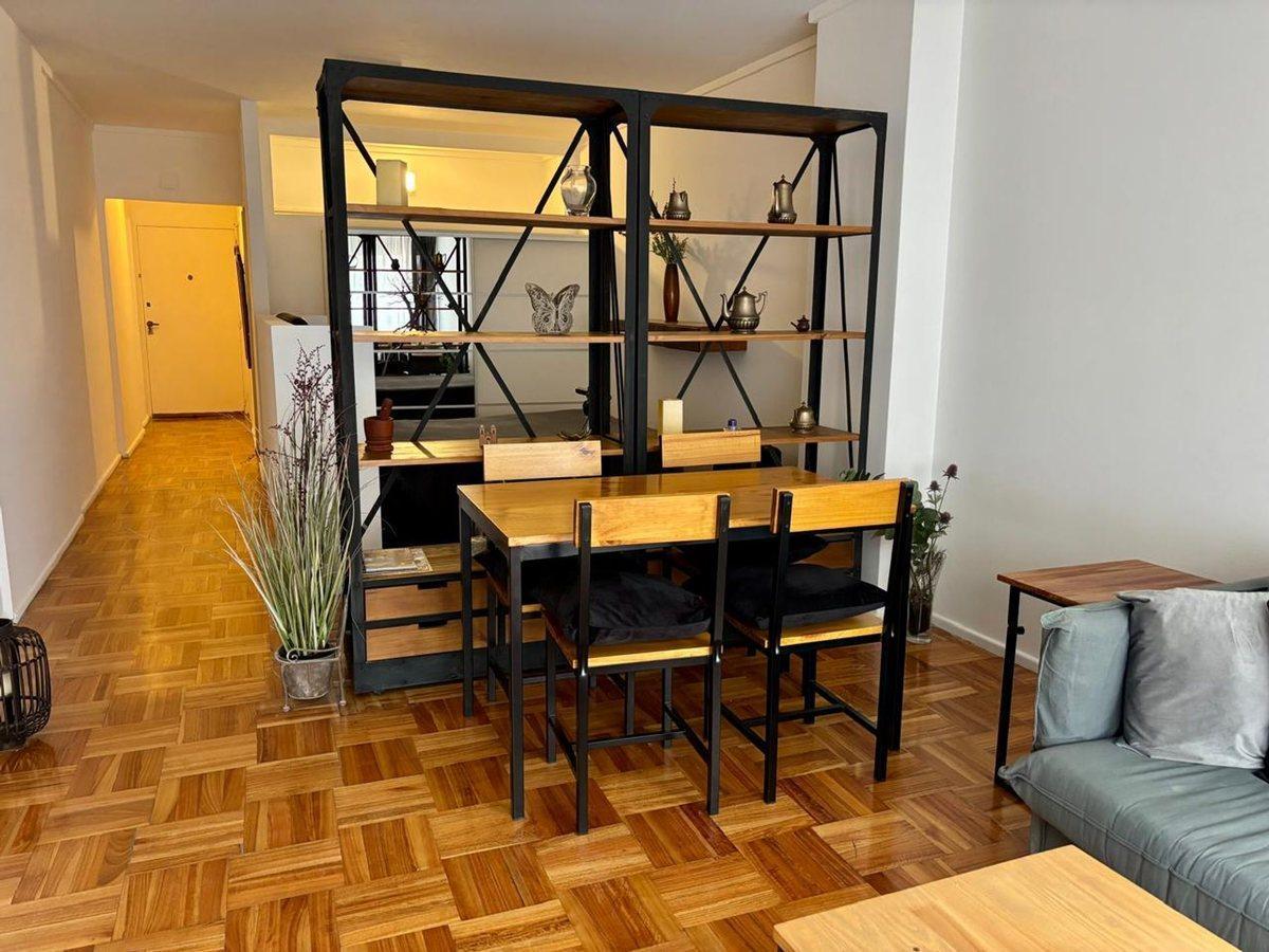 Foto de EXCELENTE Y AMPLIO MONOAMBIENTE DIVISIBLE 44m2, imagen 2