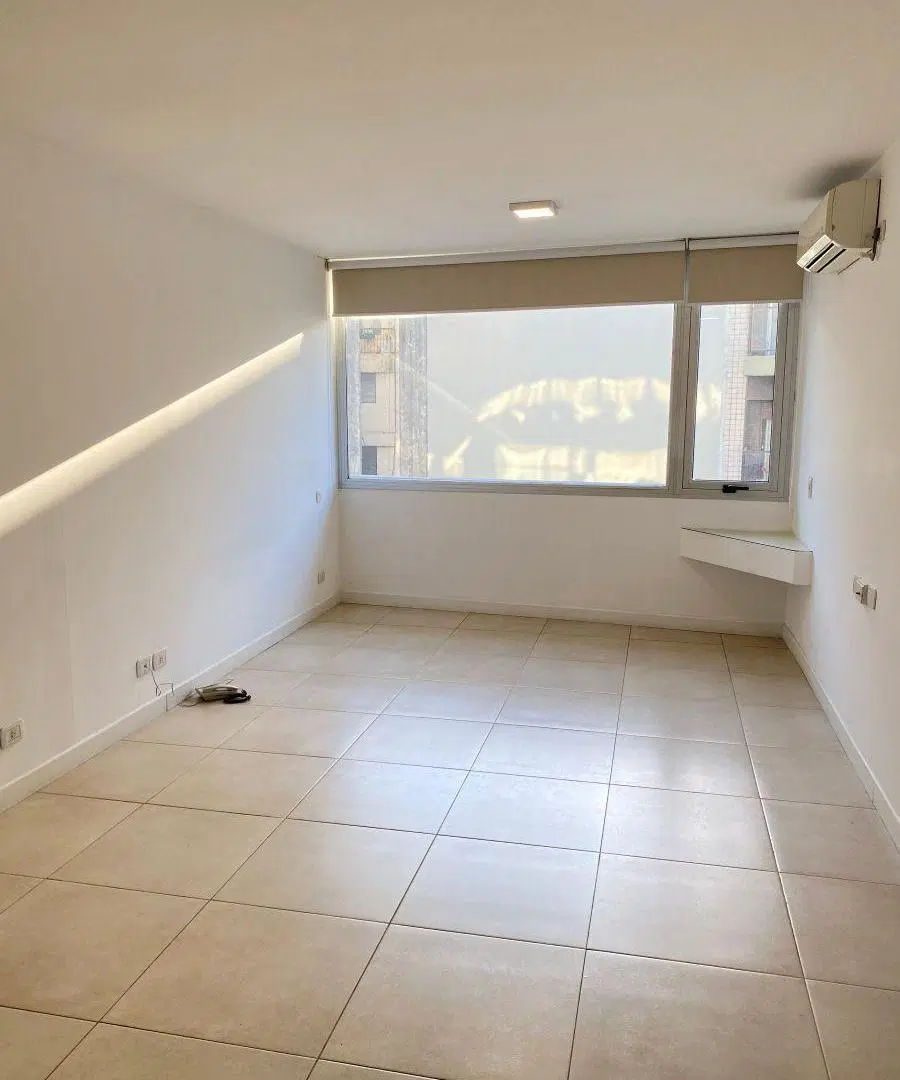 Exclusivo Ambiente Amplio , PISO ALTO FRENTE. LUZ Y Sol. 5